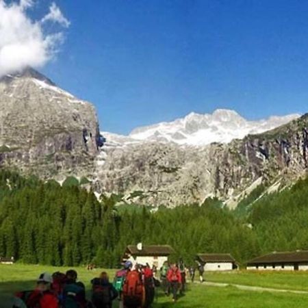Lovely Apt In Pinzolo Val Rendena 7 Exterior photo